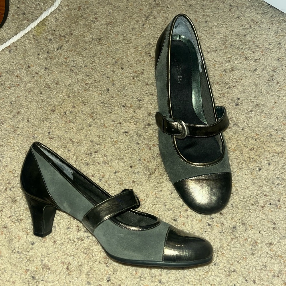 Adorable heels